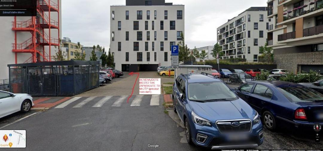 Appartamento Apartman V Bratislave Bratislava Esterno foto